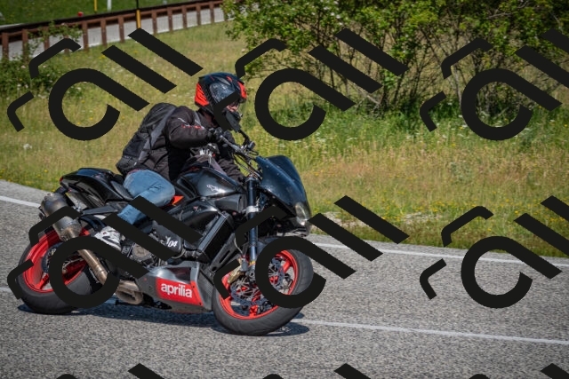 20250622103456-_5001905_am_