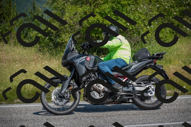 20250622103720-_5001926_am_