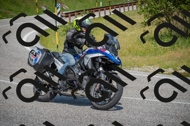 20250622103756-_5001931_am_