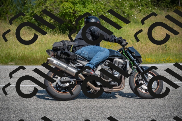 20250622104029-_5001948_am_