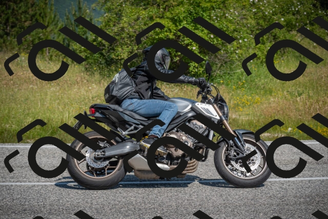 20250622104035-_5001954_am_