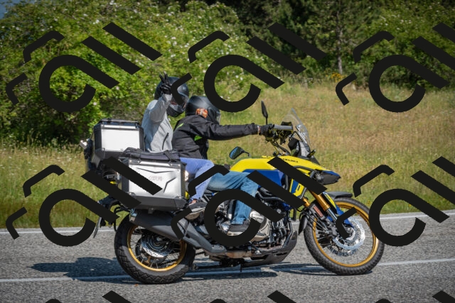 20250622104256-_5001960_am_