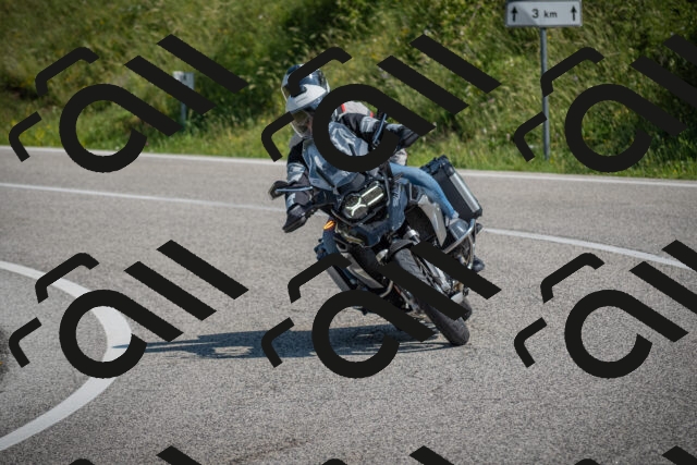 20250622104417-_5001961_am_