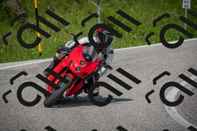 20250622104935-_5001983_am_