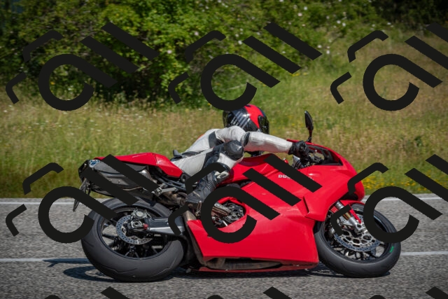 20250622104936-_5001986_am_