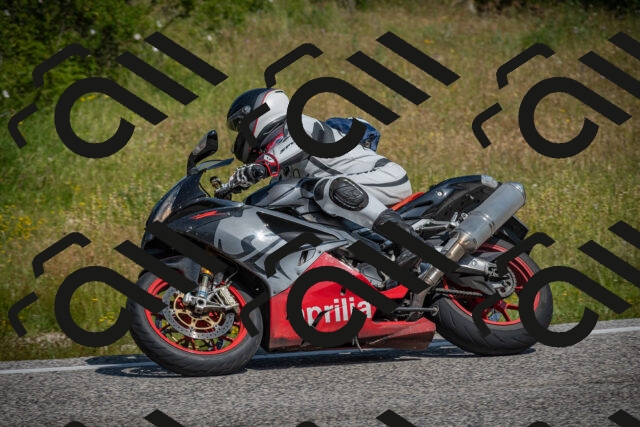 20250622105313-_5001992_am_