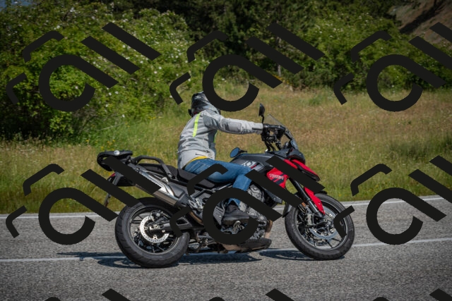 20250622105406-_5001998_am_