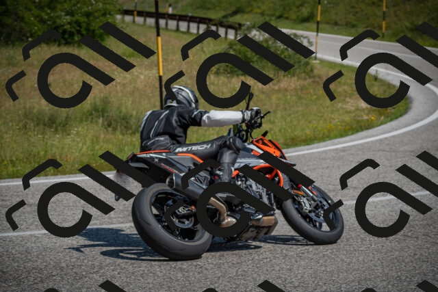 20250622105608-_5002006_am_