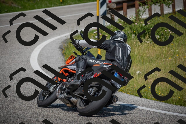 20250622105818-_5002010_am_