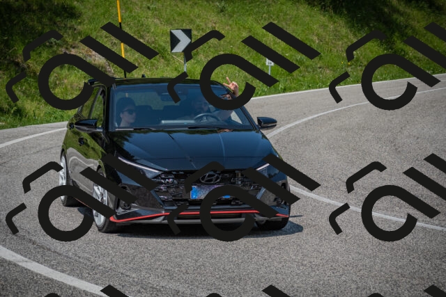 20250622110354-_5002075_am_