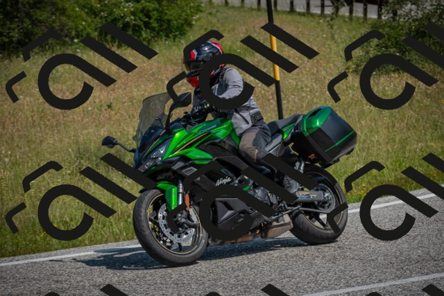 20250622110441-_5002084_am_