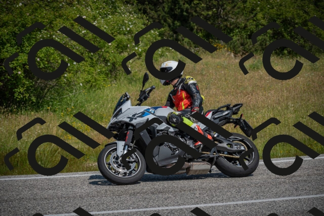 20250622110444-_5002087_am_