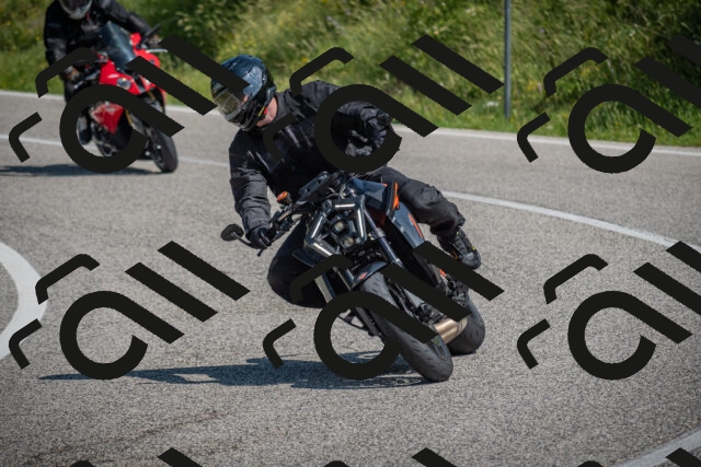 20250622110535-_5002088_am_