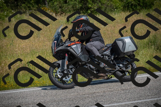 20250622110540-_5002094_am_