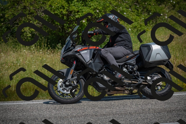 20250622110540-_5002095_am_