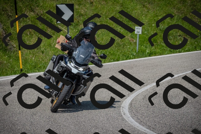 20250622111026-_5002159_am_