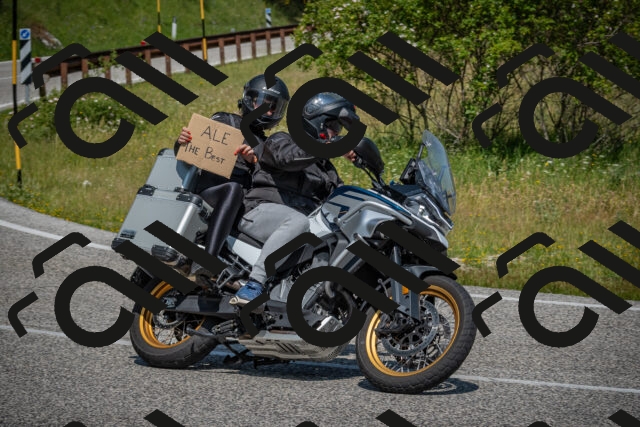 20250622111027-_5002161_am_