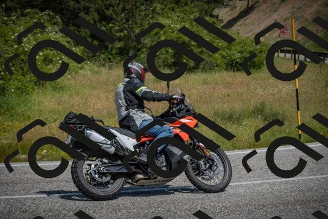 20250622111539-_5002198_am_