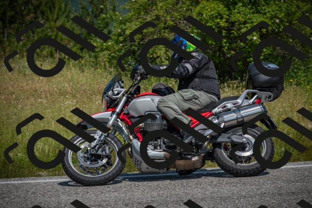 20250622111623-_5002201_am_