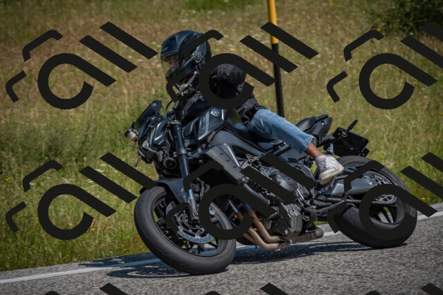 20250622111702-_5002212_am_