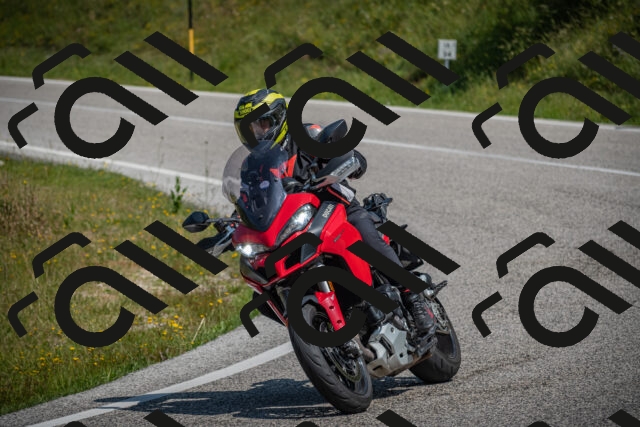 20250622111710-_5002216_am_