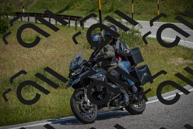 20250622112525-_5002241_am_