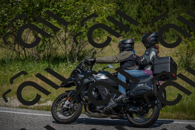 20250622112526-_5002243_am_