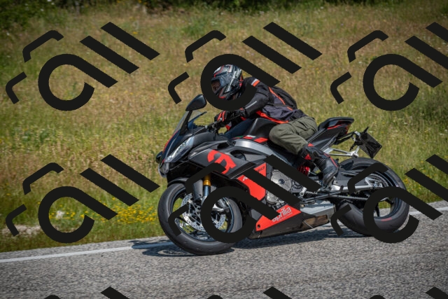 20250622112607-_5002249_am_