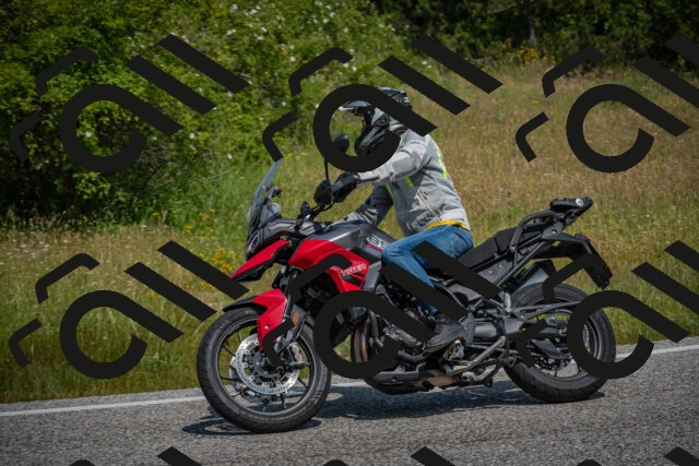 20250622112925-_5002274_am_