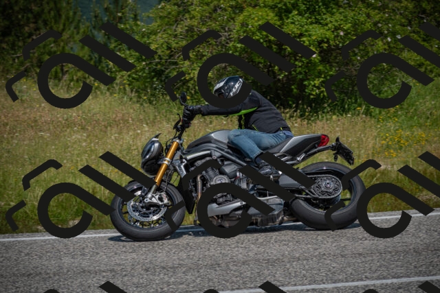 20250622113324-_5002285_am_