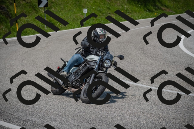 20250622113747-_5002301_am_