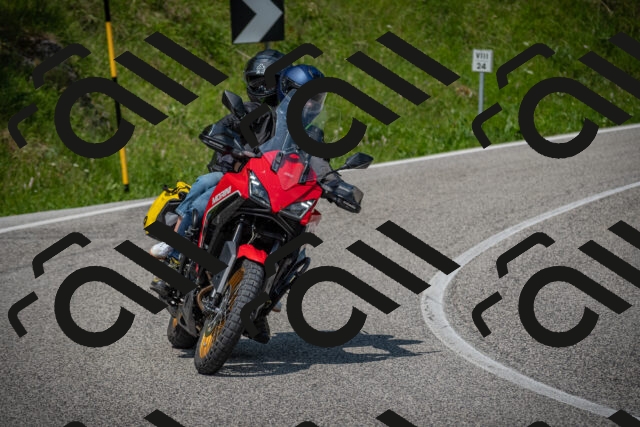 20250622113854-_5002307_am_