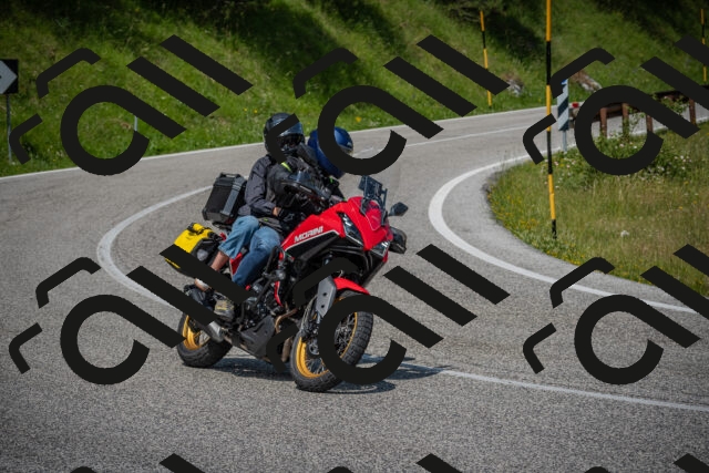 20250622113855-_5002308_am_