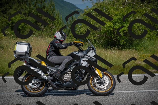 20250622114142-_5002328_am_