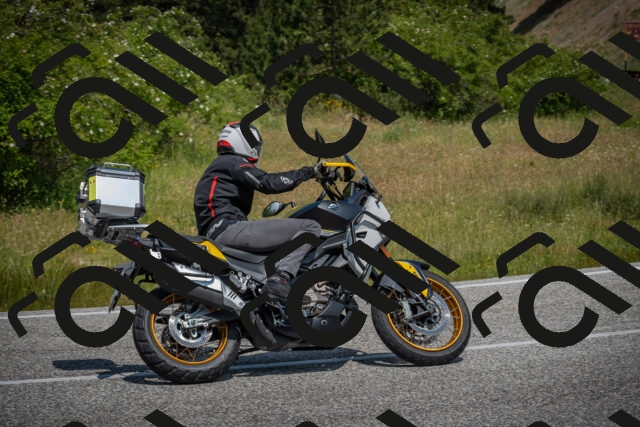 20250622114143-_5002329_am_