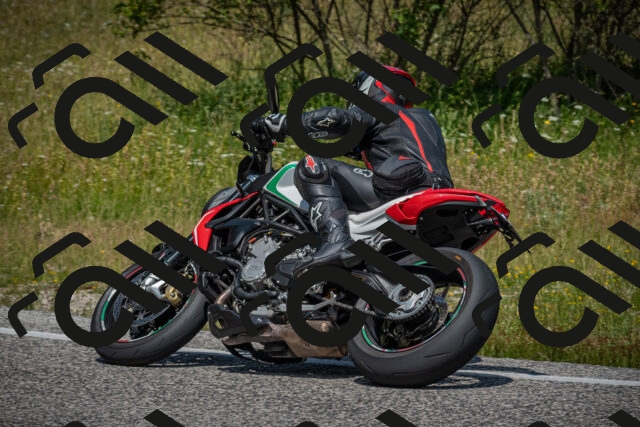 20250622114541-_5002358_am_