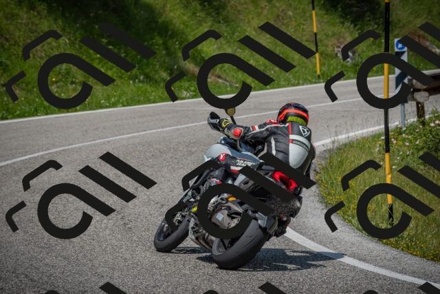 20250622114547-_5002367_am_