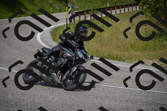 20250622114832-_5002401_am_