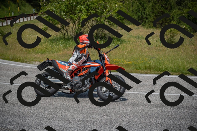 20250622114833-_5002403_am_