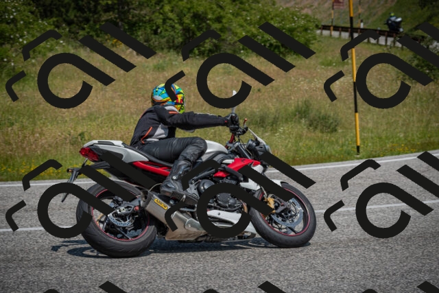 20250622114904-_5002420_am_