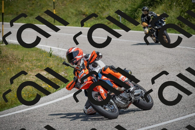 20250622115406-_5002433_am_