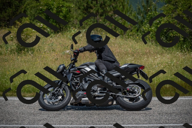 20250622115446-_5002456_am_