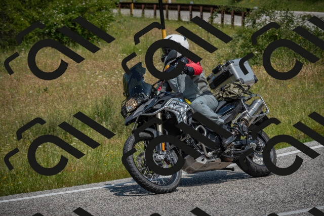 20250622115626-_5002489_am_