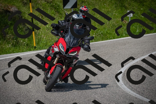 20250622120053-_5002515_am_