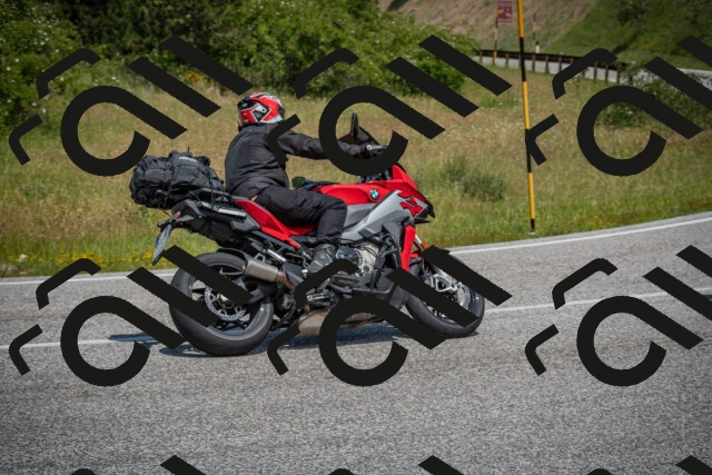 20250622120055-_5002521_am_