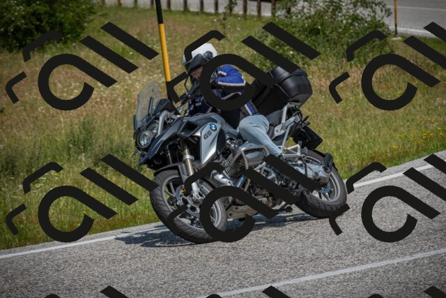 20250622120333-_5002536_am_