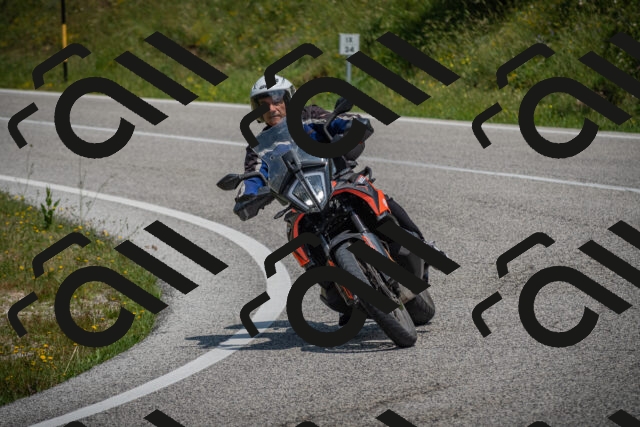 20250622120344-_5002540_am_