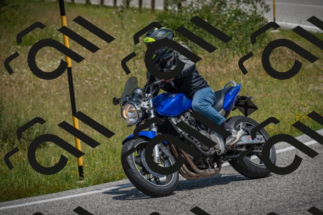 20250622120349-_5002547_am_