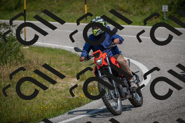 20250622120359-_5002556_am_