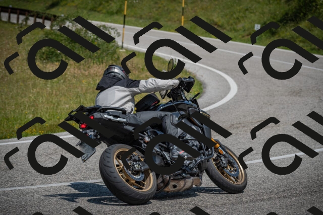 20250622120747-_5002571_am_